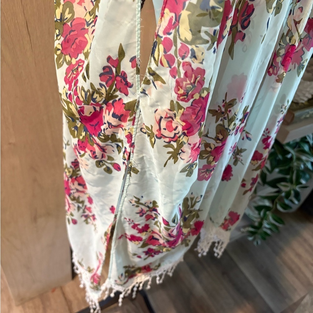 Floral Cape with Pink and Green Accents - Picture 2 of 4